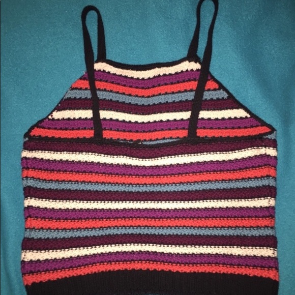 Top - Picture 2 of 3